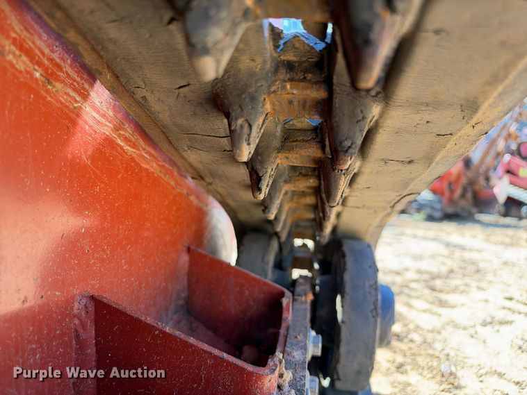 image for item ES8271 2018 Ditch Witch C24X trencher