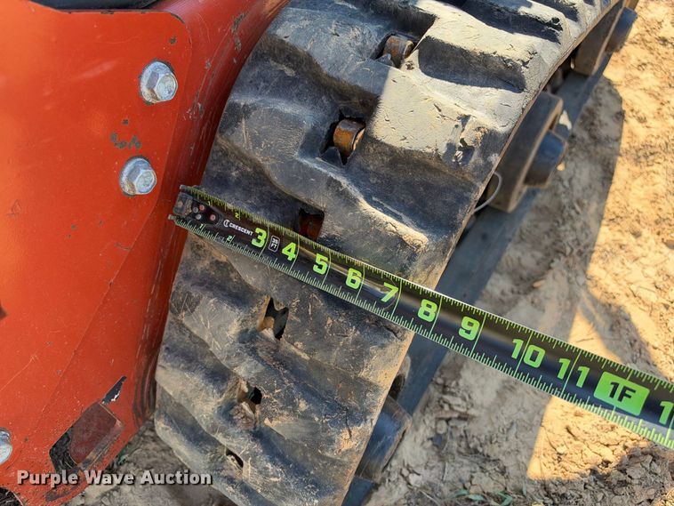 image for item ES8271 2018 Ditch Witch C24X trencher