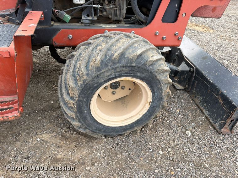 2012 Ditch Witch RT45