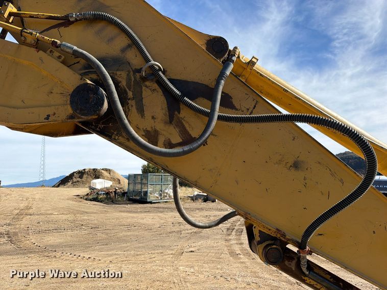 image for item EW1200 1997 Caterpillar 320B L excavator