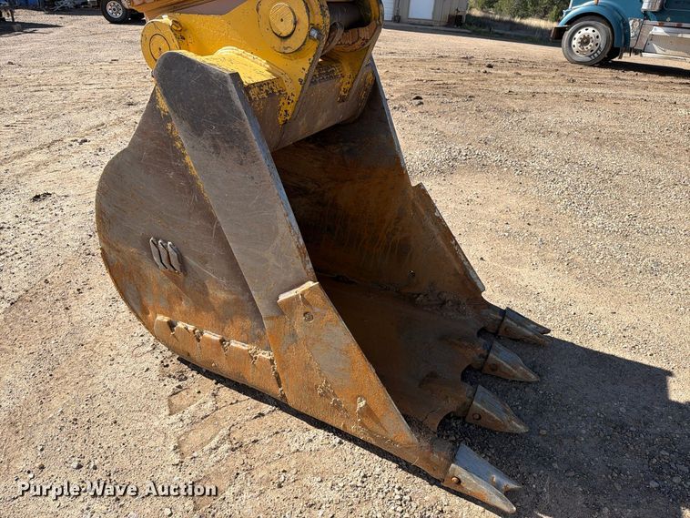 image for item EW1200 1997 Caterpillar 320B L excavator