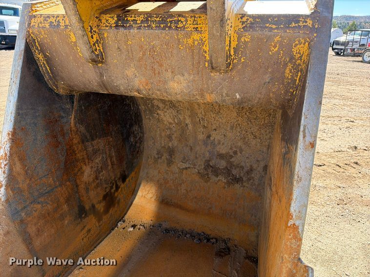 image for item EW1200 1997 Caterpillar 320B L excavator