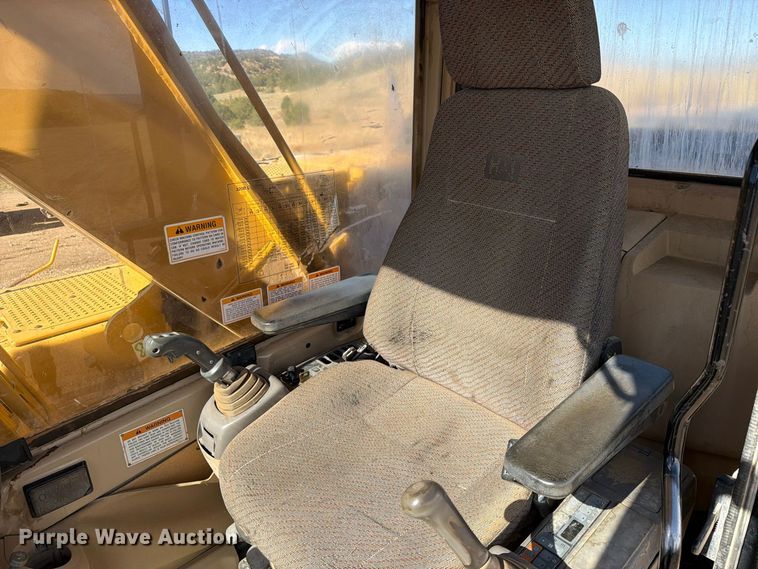 image for item EW1200 1997 Caterpillar 320B L excavator