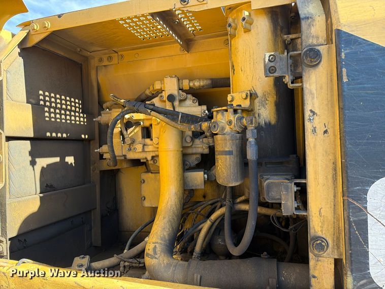 image for item EW1200 1997 Caterpillar 320B L excavator