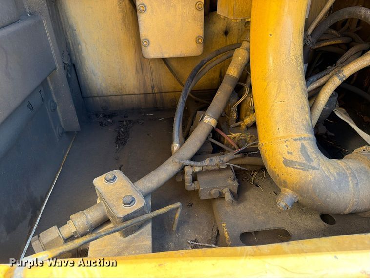 image for item EW1200 1997 Caterpillar 320B L excavator