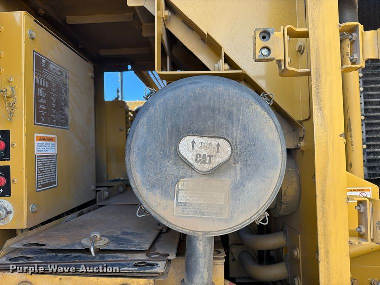 image for item EW1200 1997 Caterpillar 320B L excavator