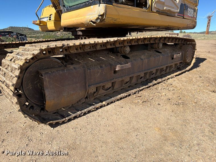 image for item EW1200 1997 Caterpillar 320B L excavator
