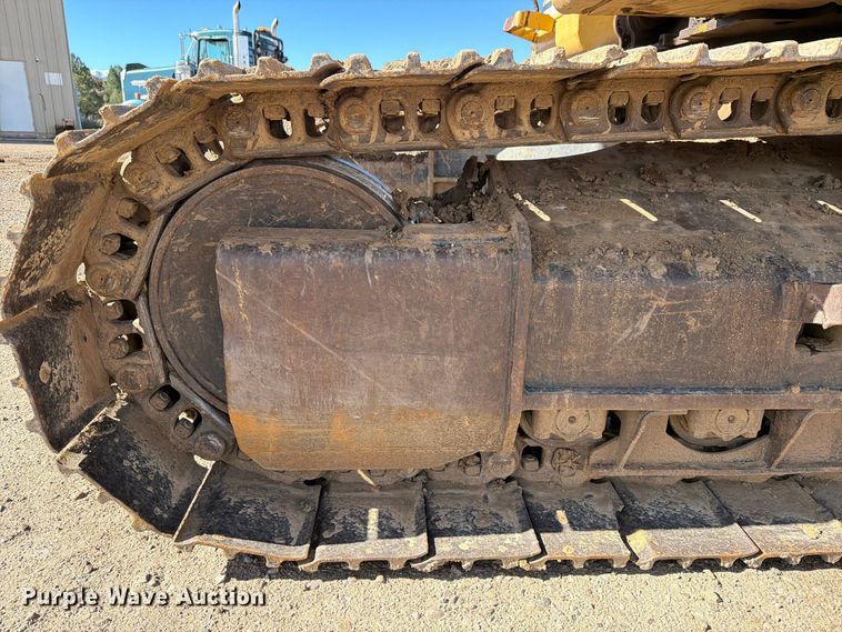 image for item EW1200 1997 Caterpillar 320B L excavator