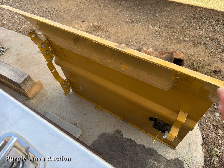 image for item EW1200 1997 Caterpillar 320B L excavator