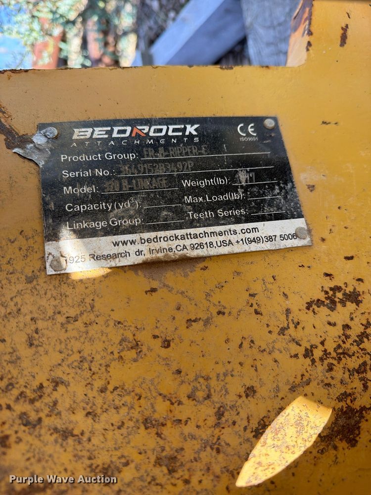 image for item EW1202 Bedrock 320 B-Linkage excavator ripper