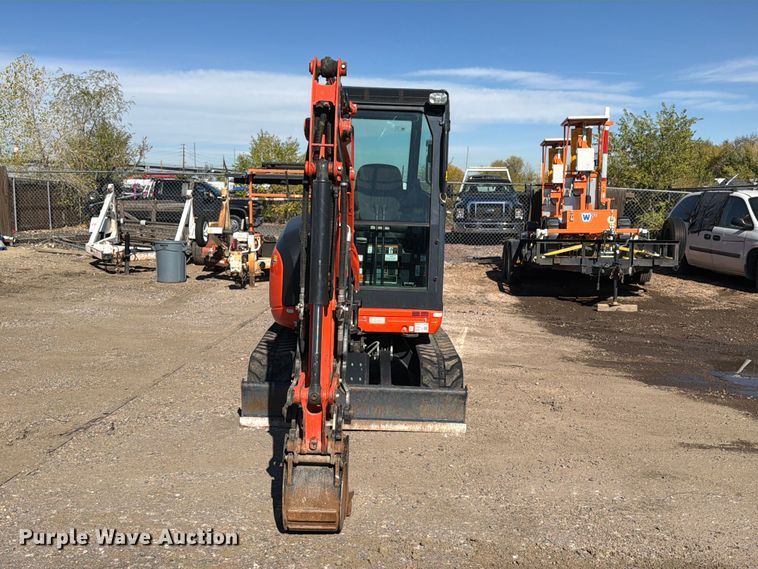 image for item EW1203 2013 Kubota U27-4 mini excavator