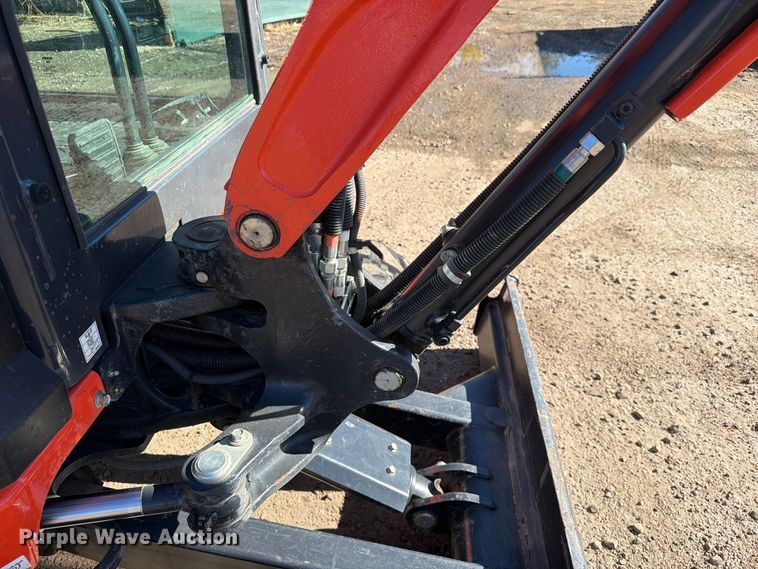 image for item EW1203 2013 Kubota U27-4 mini excavator