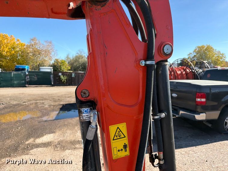 image for item EW1203 2013 Kubota U27-4 mini excavator