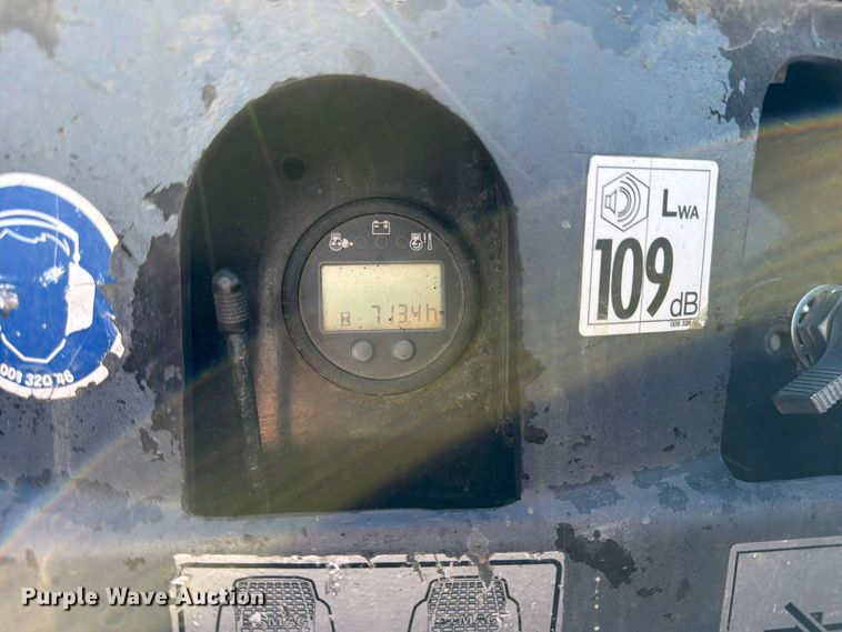 image for item EW1204 Bomag BMP 8500 