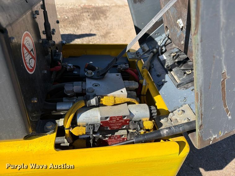 image for item EW1204 Bomag BMP 8500 