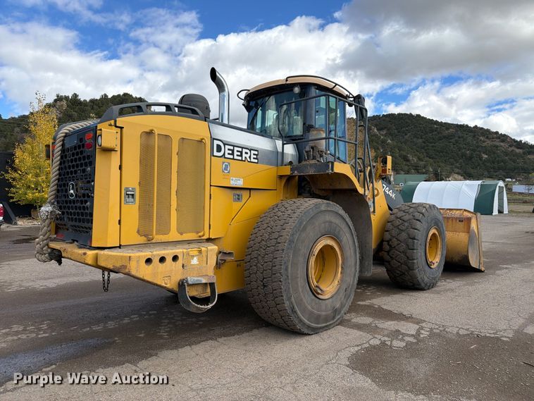 image for item EW2325 2014 John Deere 744K wheel loader
