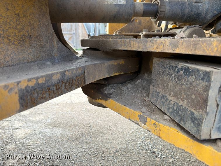image for item EW2325 2014 John Deere 744K wheel loader