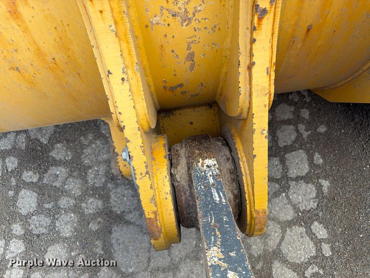 image for item EW2325 2014 John Deere 744K wheel loader
