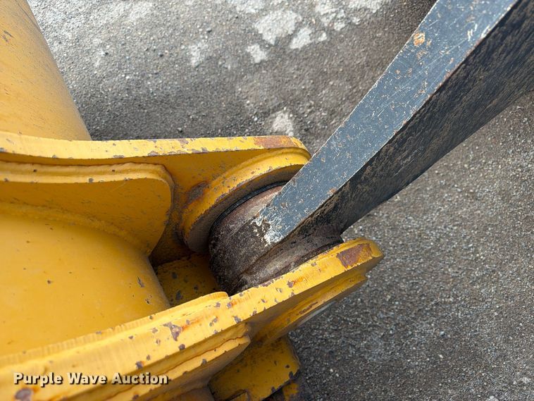image for item EW2325 2014 John Deere 744K wheel loader