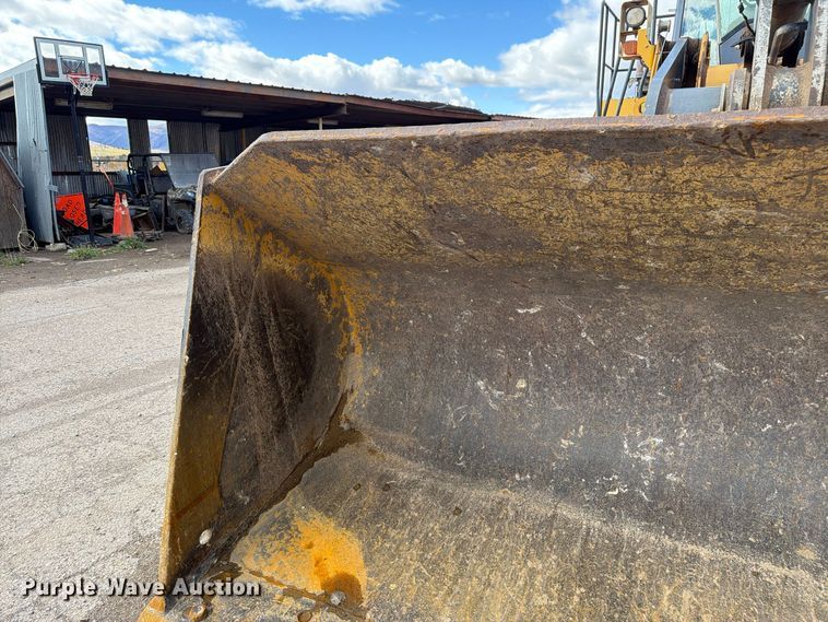 image for item EW2325 2014 John Deere 744K wheel loader
