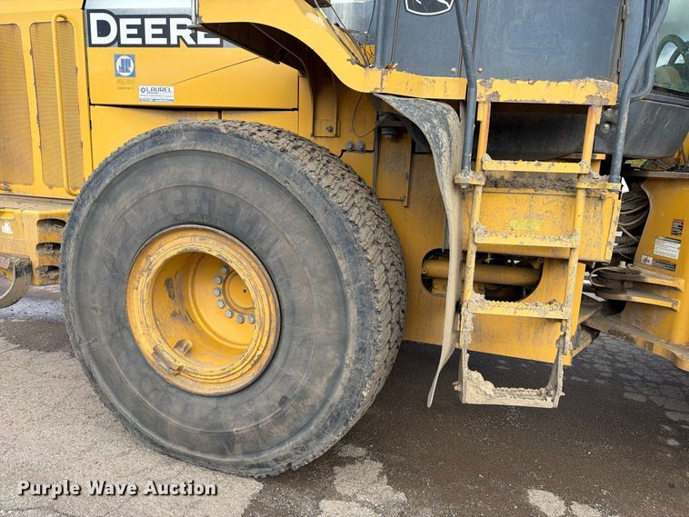 image for item EW2325 2014 John Deere 744K wheel loader