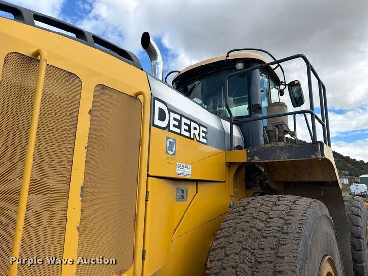 image for item EW2325 2014 John Deere 744K wheel loader