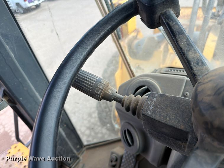 image for item EW2325 2014 John Deere 744K wheel loader