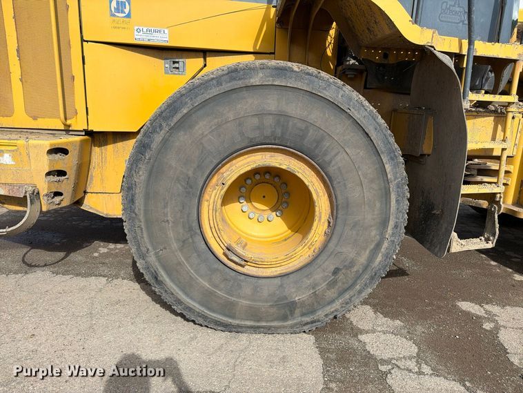 image for item EW2325 2014 John Deere 744K wheel loader