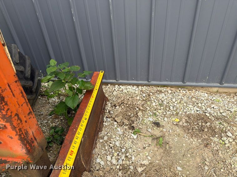 image for item EW5188 Ditch Witch R30 trencher