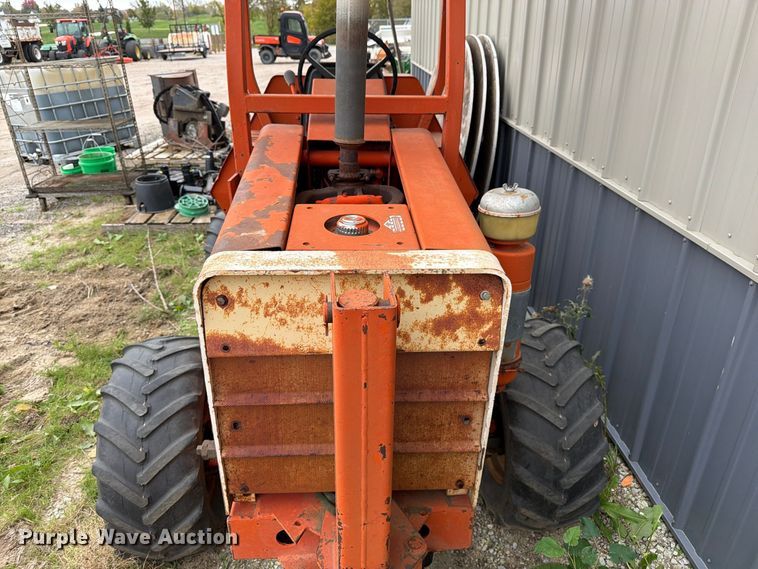 image for item EW5188 Ditch Witch R30 trencher