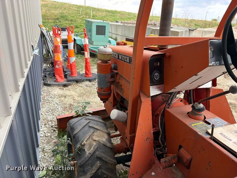 image for item EW5188 Ditch Witch R30 trencher