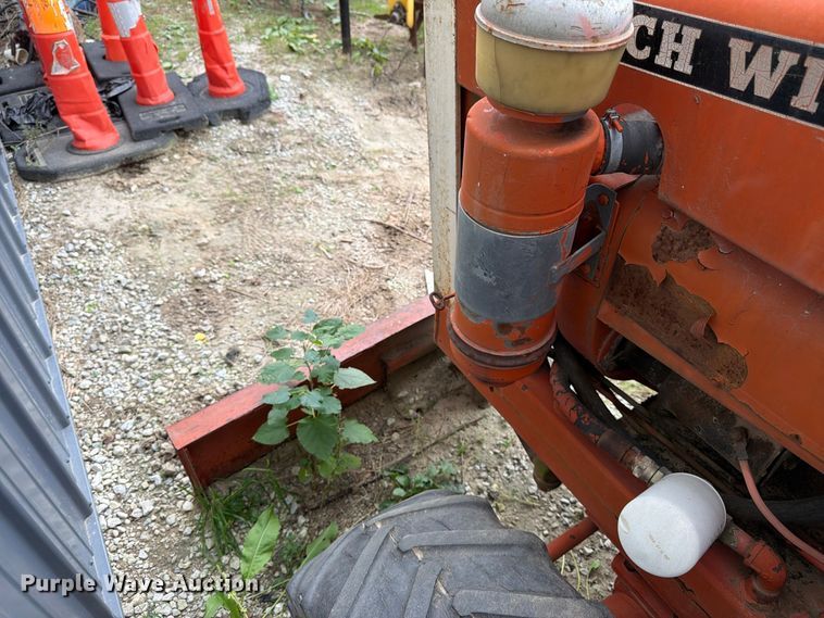 image for item EW5188 Ditch Witch R30 trencher