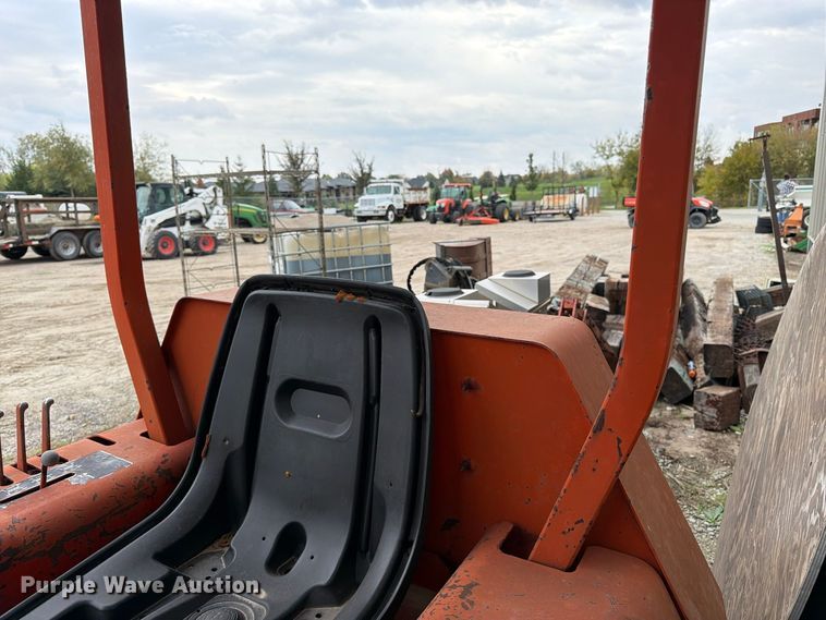 image for item EW5188 Ditch Witch R30 trencher