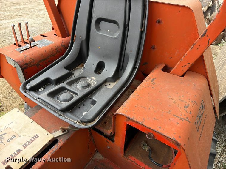 image for item EW5188 Ditch Witch R30 trencher