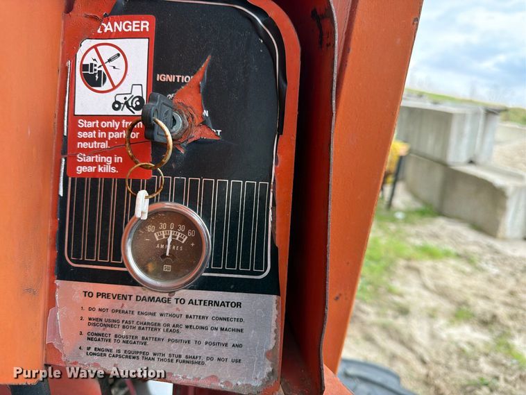 image for item EW5188 Ditch Witch R30 trencher