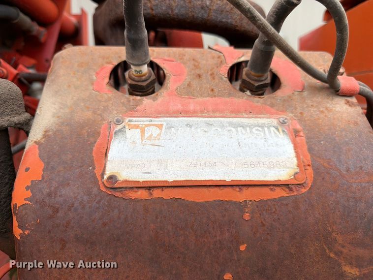 image for item EW5188 Ditch Witch R30 trencher