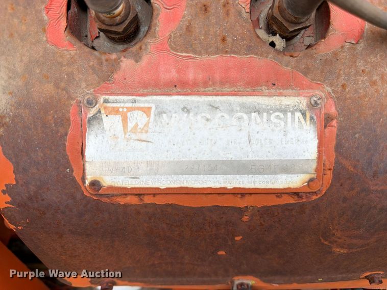 image for item EW5188 Ditch Witch R30 trencher