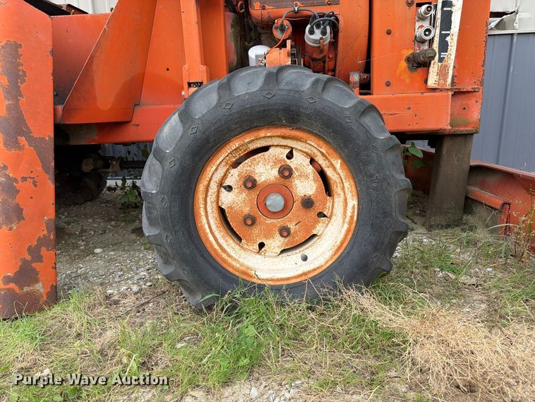 image for item EW5188 Ditch Witch R30 trencher
