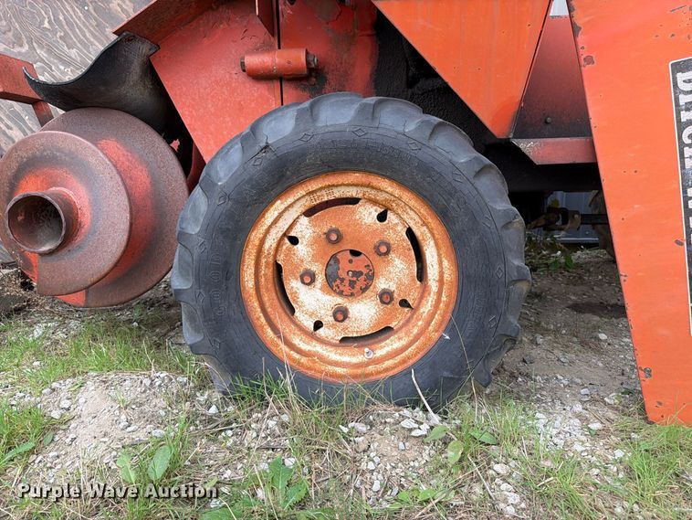 image for item EW5188 Ditch Witch R30 trencher