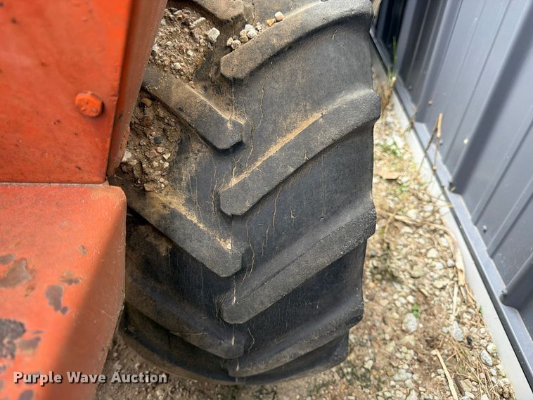 image for item EW5188 Ditch Witch R30 trencher