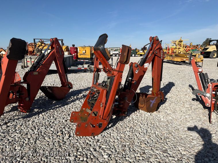 image for item EX4640 2004 Ditch Witch A523 backhoe attachment