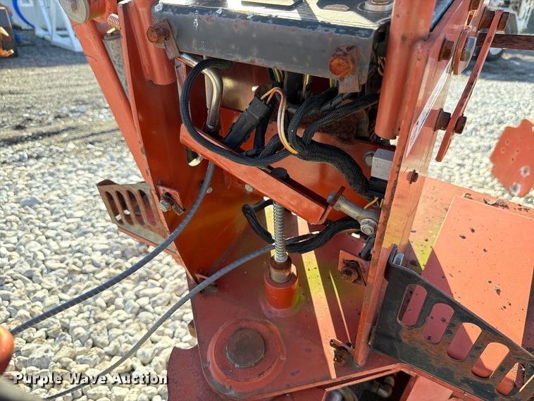 image for item EX4640 2004 Ditch Witch A523 backhoe attachment