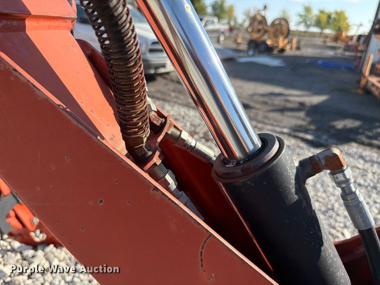image for item EX4640 2004 Ditch Witch A523 backhoe attachment