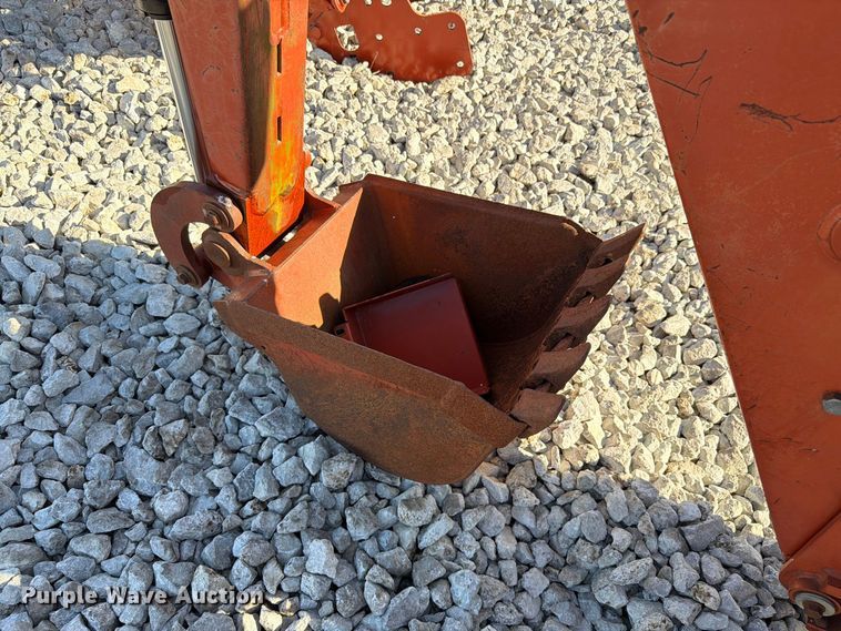image for item EX4640 2004 Ditch Witch A523 backhoe attachment
