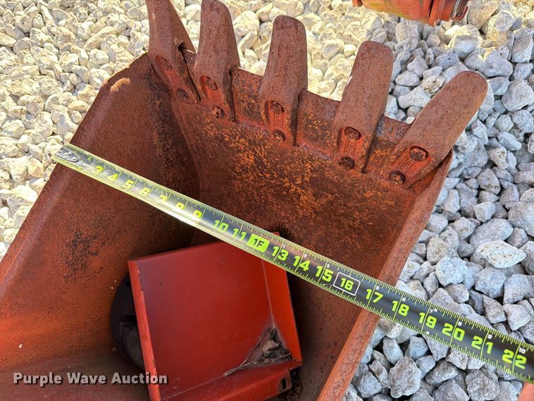 image for item EX4640 2004 Ditch Witch A523 backhoe attachment