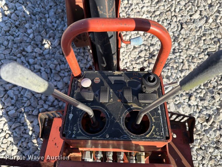 image for item EX4640 2004 Ditch Witch A523 backhoe attachment