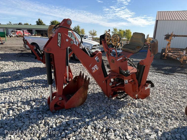 image for item EX4641 2013 Ditch Witch A523 backhoe attachment