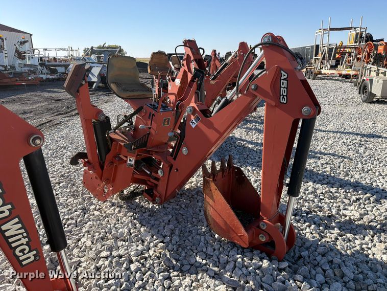 image for item EX4641 2013 Ditch Witch A523 backhoe attachment