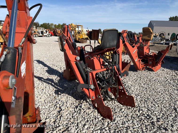 image for item EX4641 2013 Ditch Witch A523 backhoe attachment