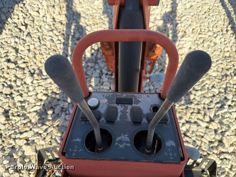 image for item EX4641 2013 Ditch Witch A523 backhoe attachment